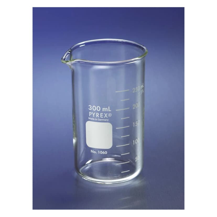 PYREX 500mL Tall Form Berzelius Beakers, with Spout, Graduated