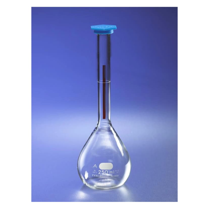 PYREX 500mL Class A Lifetime Red Volumetric Flask with Polyethylene Snap-Cap
