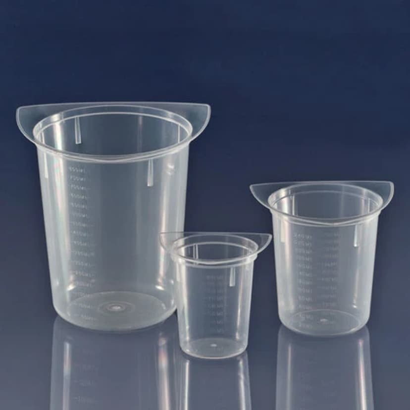 Beaker, Three Corner, Clarified PP, Graduated, 800mL